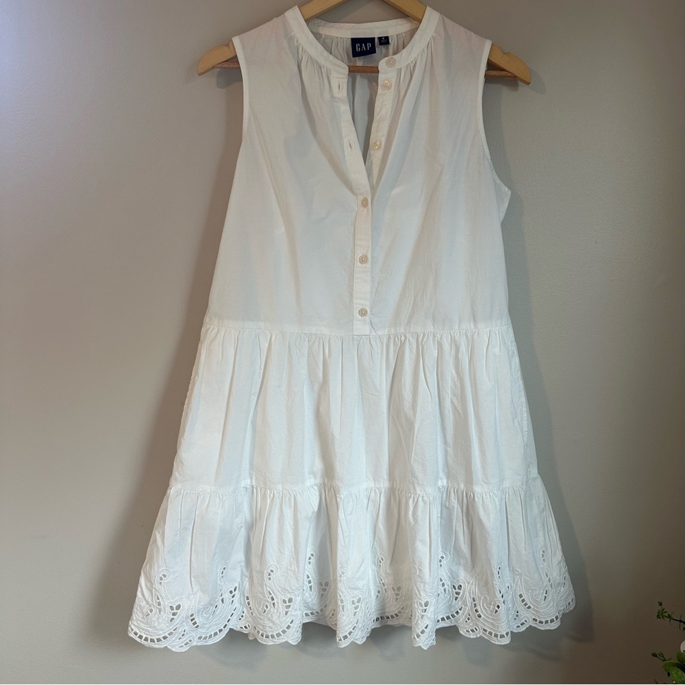 GAP White Eyelet Mini Shirt Dress Size Small Fully Lined 100% cotton - Picture 2 of 6